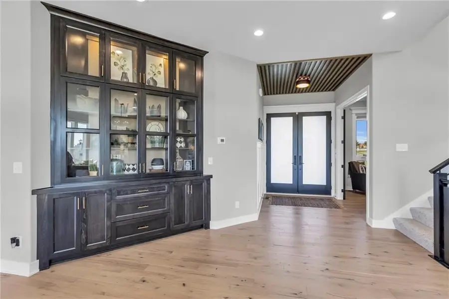 17464 W 163rd Place, Olathe, KS 66062 - Image #2