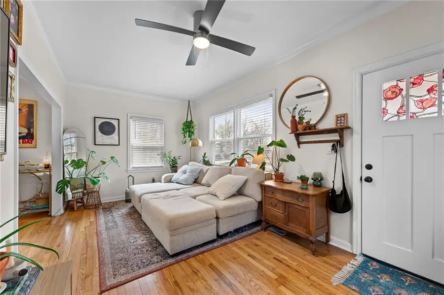 8011 Main Street, Kansas City, MO 64114 - #2