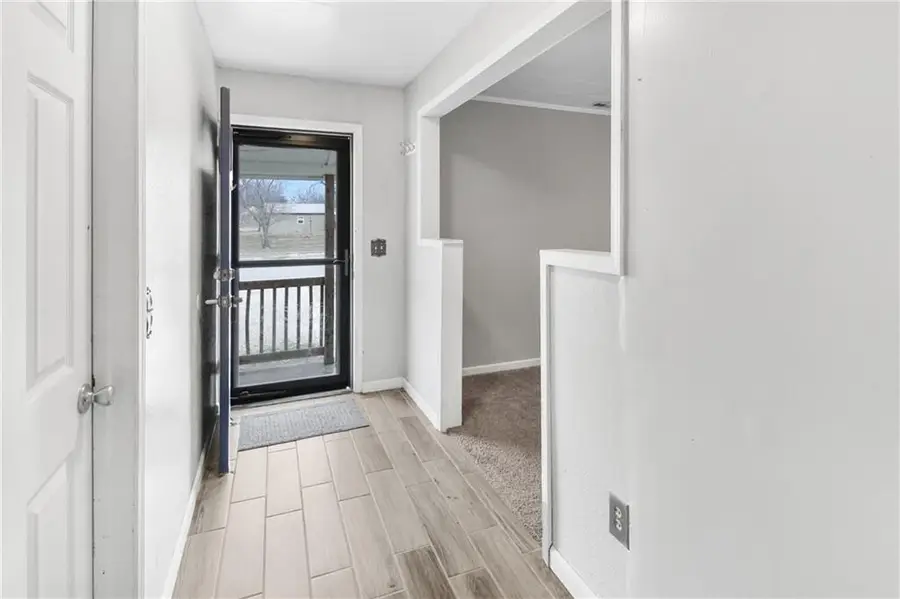 2806 Appleton Avenue, Parsons, KS 67357 - Image #2