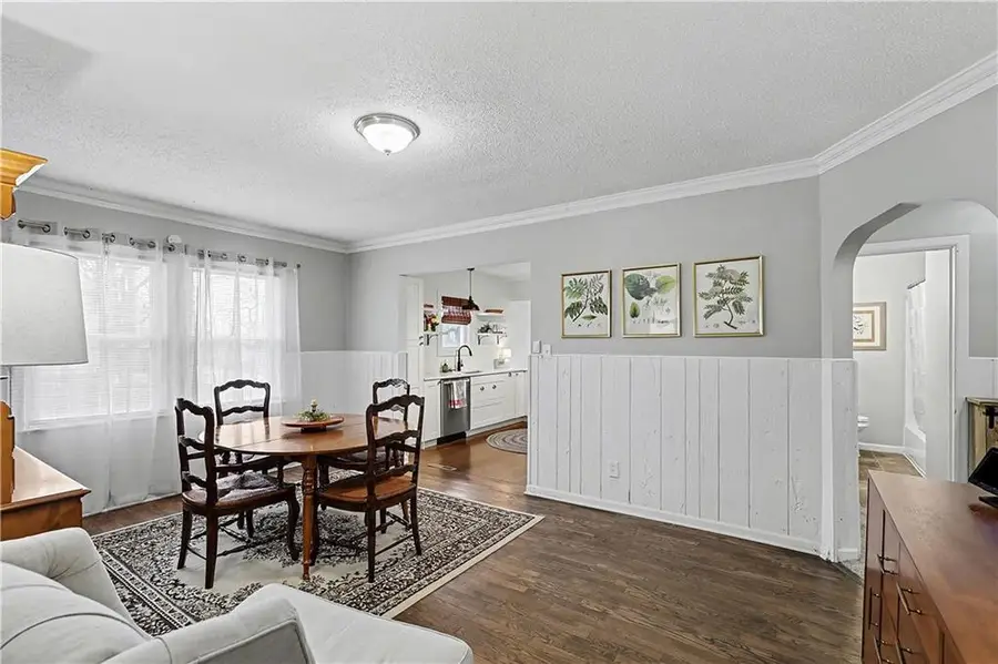 3705 Russell Road, Kansas City, MO 64117 - #3