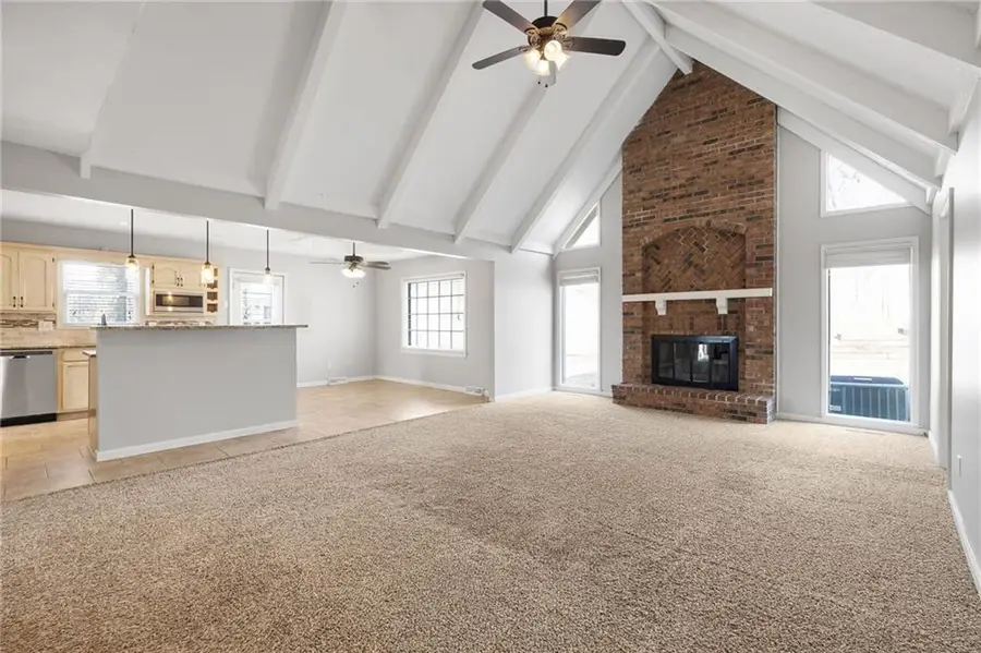 6525 Pflumm Road, Shawnee, KS 66216 - #2