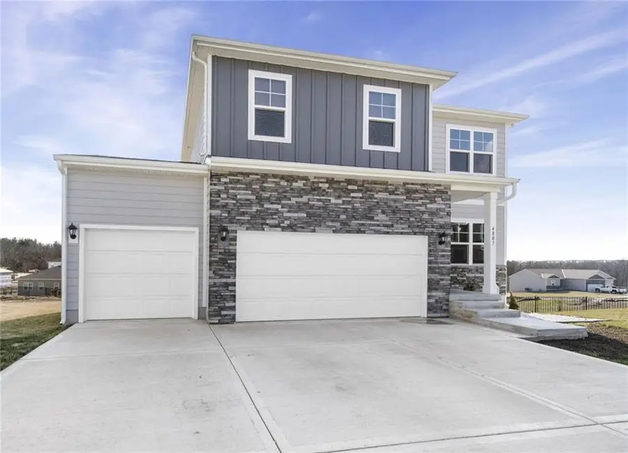 4807 NW 141st Street, Platte City, MO 64079 - #3