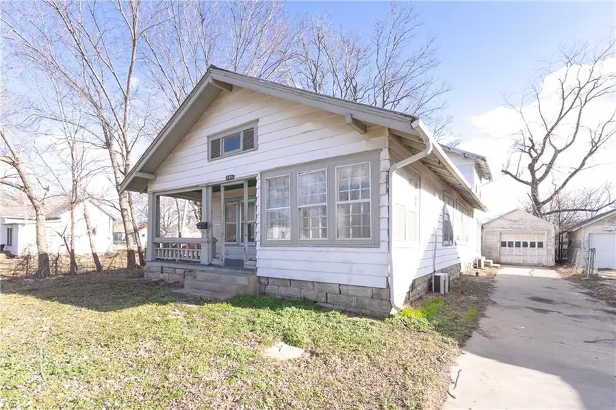 208 S 16th Street, Independence, KS 67301 - Image #2