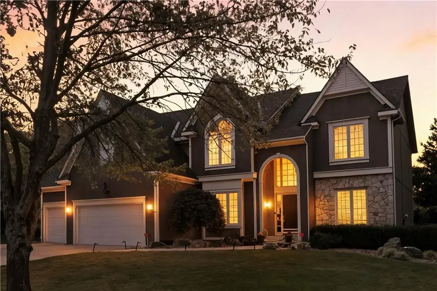 4520 W 140th Street, Leawood, KS 66224 - #2