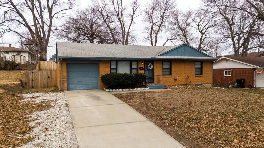 13704 E 41st Terrace S, Independence, MO 64055 - Image #2