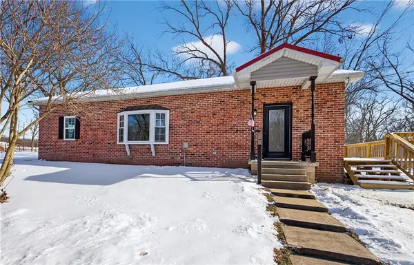 13038 E Minnie Ball Road, Nevada, MO 64772