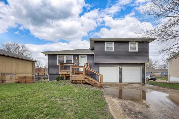 21850 W 179th Street, Olathe, KS 66062