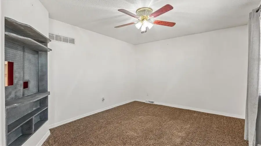 2103 N York Road, Independence, MO 64058 - Image #2