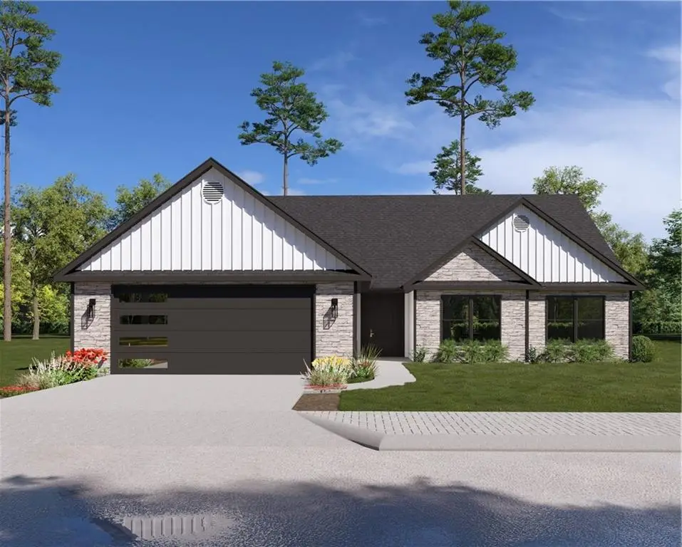 1723 Silverback Way, Pittsburg, KS 66762 - Image #1