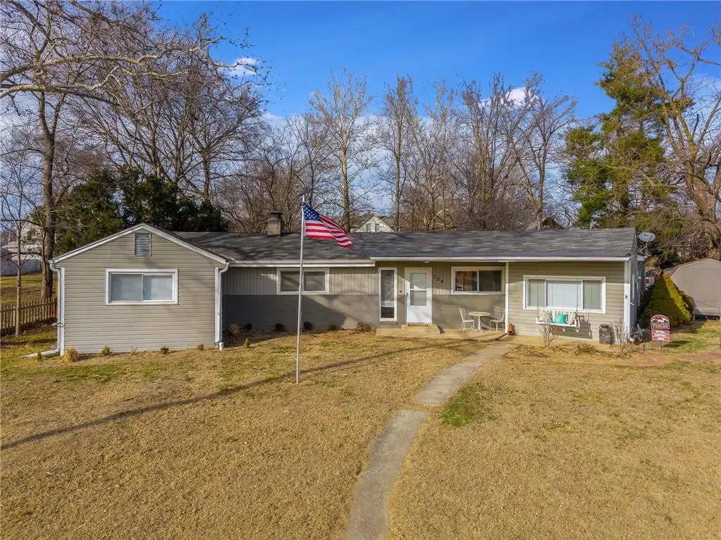 704 W Frost Street, Plattsburg, MO 64477 - #1