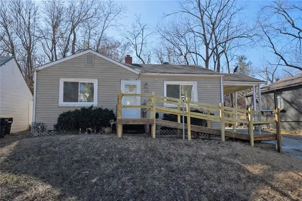 2121 E 77th Terrace, Kansas City, MO 64132