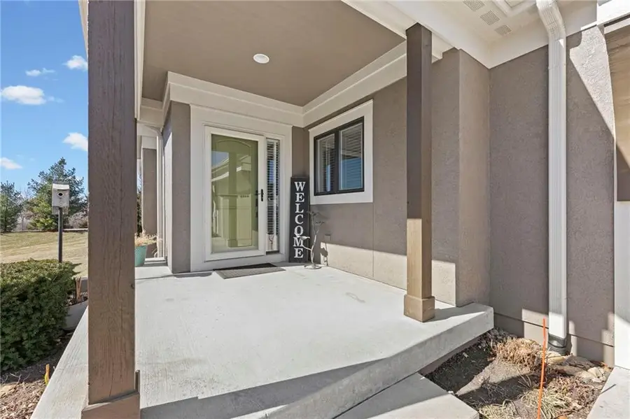 11576 S Waterford Drive, Olathe, KS 66061 - #3