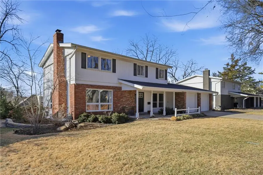 8808 Horton Drive, Overland Park, KS 66207 - Image #2