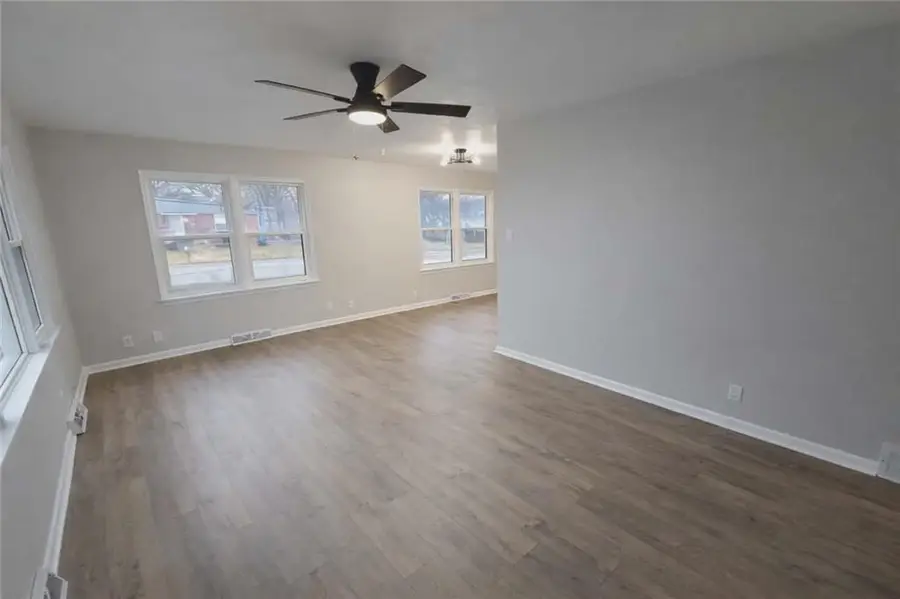 119 May Street, Excelsior Springs, MO 64024 - #3