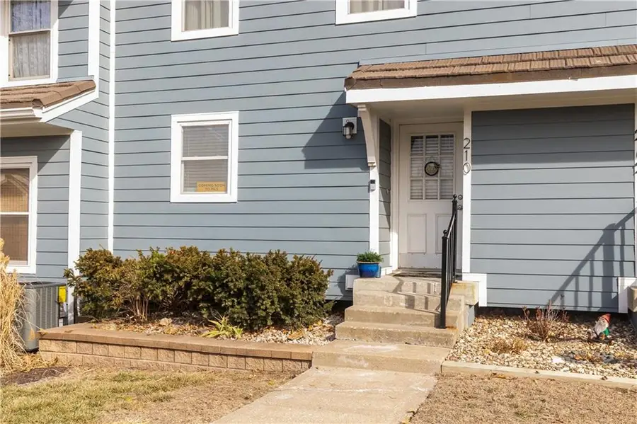 210 NE Bayview Drive, Lees Summit, MO 64064 - #3
