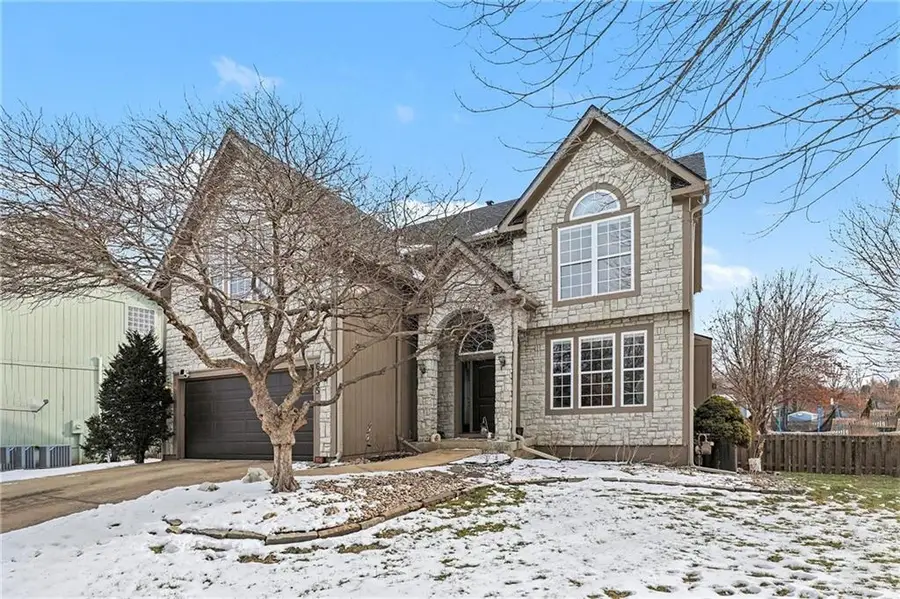 6105 Noreston Street, Shawnee, KS 66218 - Image #2