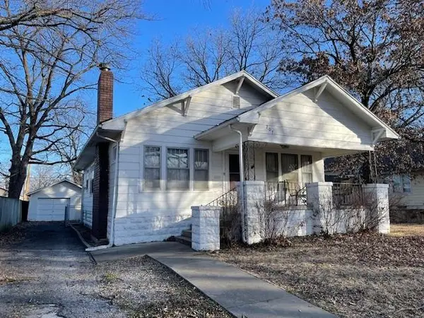207 E Belleville Street, Pittsburg, KS 66762