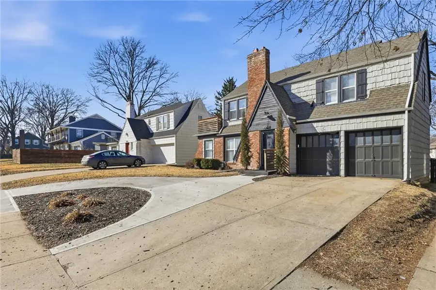 6928 Wornall Road, Kansas City, MO 64113 - #3