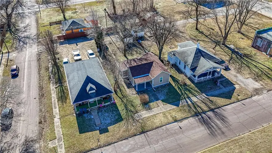 1216 E 4th Street, Sedalia, MO 65301 - Image #2