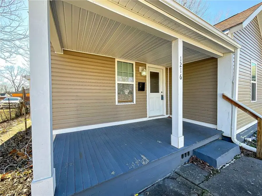 1216 E 4th Street, Sedalia, MO 65301 - Image #3