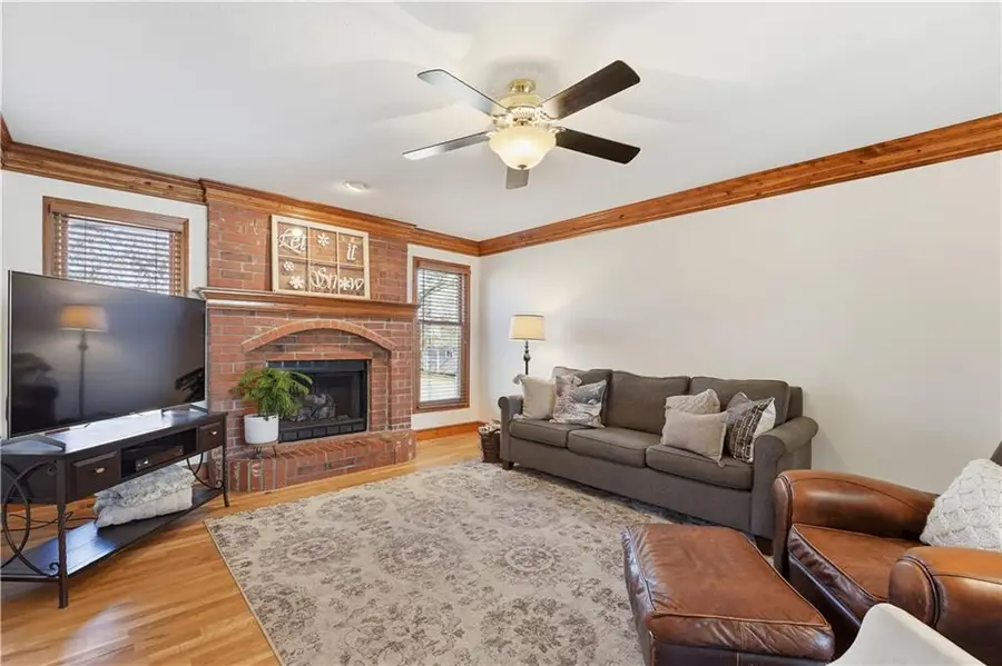 18906 E 34th Terrace S, Independence, MO 64057 - Image #3