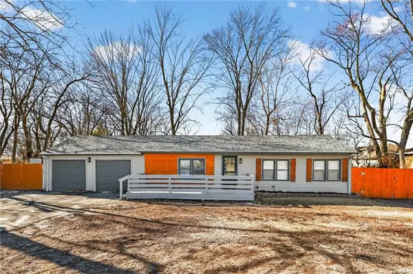 1402 SW Jefferson Street, Lee's Summit, MO 64081