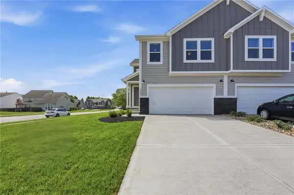 1303 S 4th Street E, Louisburg, KS 66053