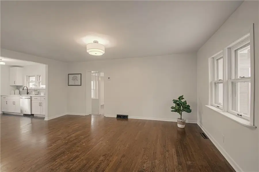 212 S High Street, Sugar Creek, MO 64054 - Image #2