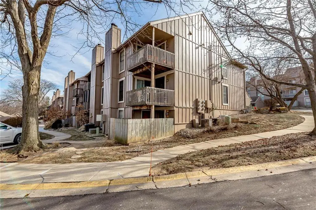 12722 W 110th Terrace, Overland Park, KS 66210 - Image #1