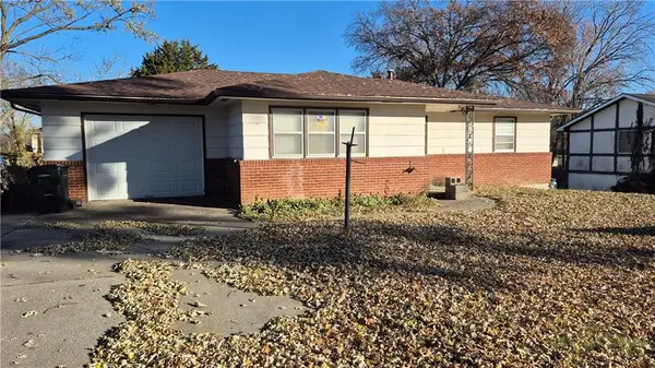 1905 S Broadway Street, Leavenworth, KS 66048