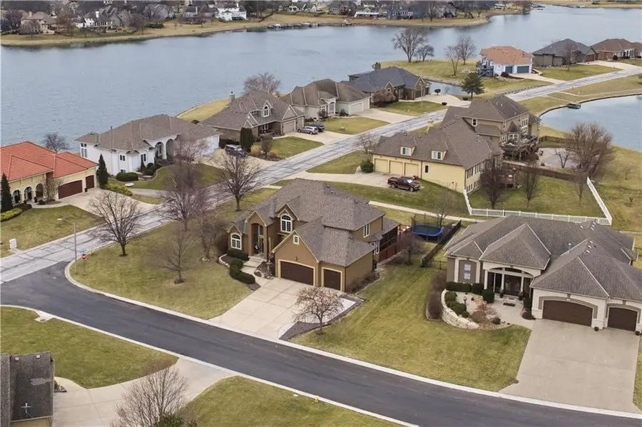 701 SW Admiral Byrd Drive, Lees Summit, MO 64082 - #3