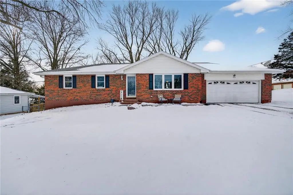 542 Maple Avenue, Smithville, MO 64089 - Image #1