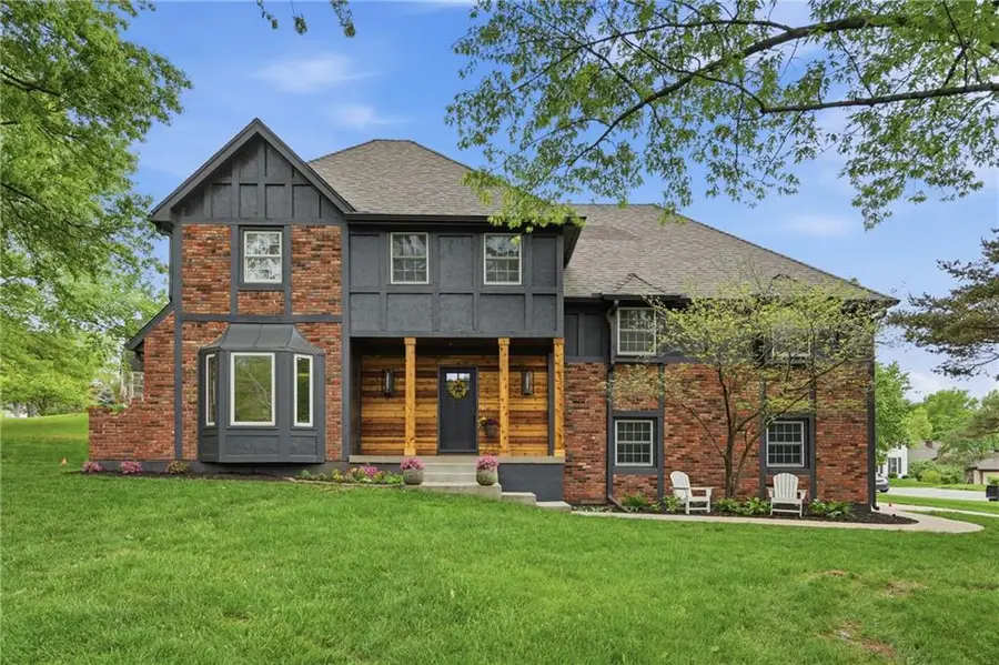 12000 Aberdeen Street, Leawood, KS 66209 - #2