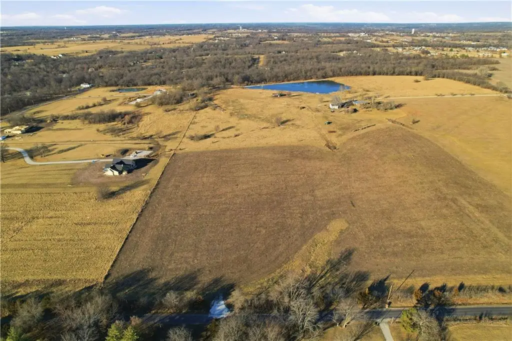 34400 E Stewart Road, Pleasant Hill, MO 64080 - Image #1