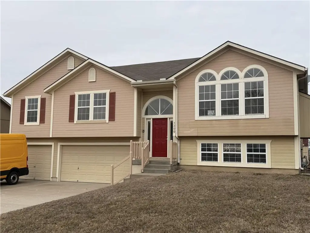 1300 Spruce Drive, Greenwood, MO 64034 - Image #1