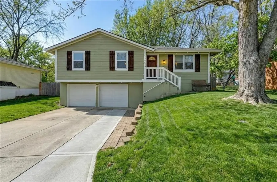 1806 SE Kingsway Street, Oak Grove, MO 64075 - #3