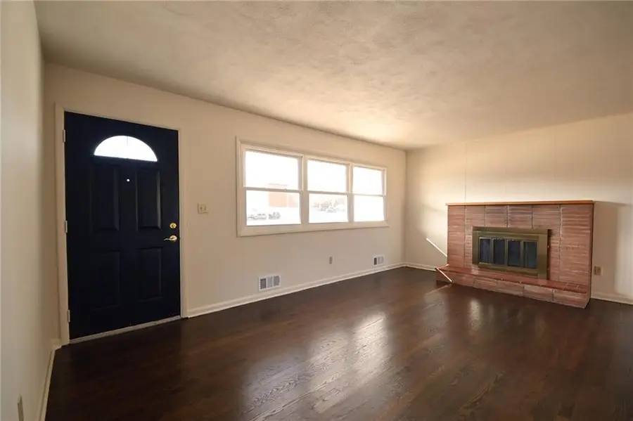 7139 Lamar Avenue, Overland Park, KS 66204 - Image #3