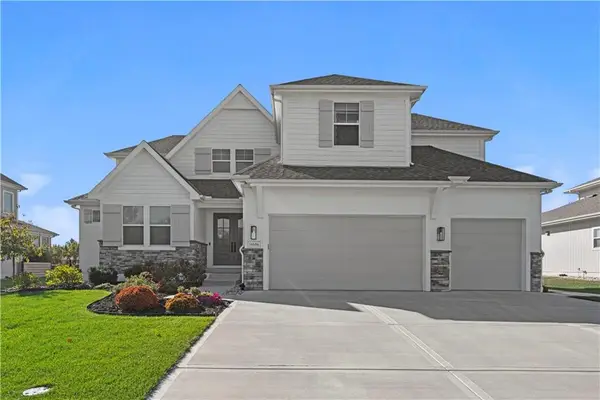 14686 S Parkhill Street, Olathe, KS 66062