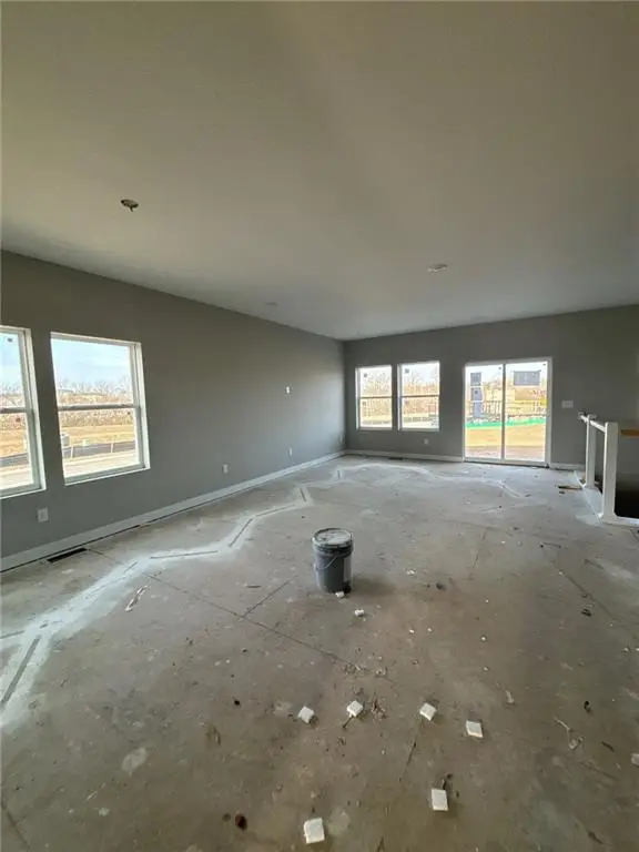 1204 SE Windbreak Drive, Lees Summit, MO 64081 - Image #3