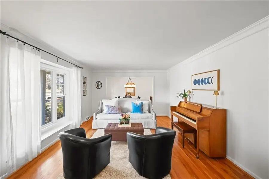 9105 El Monte Street, Prairie Village, KS 66207 - #3