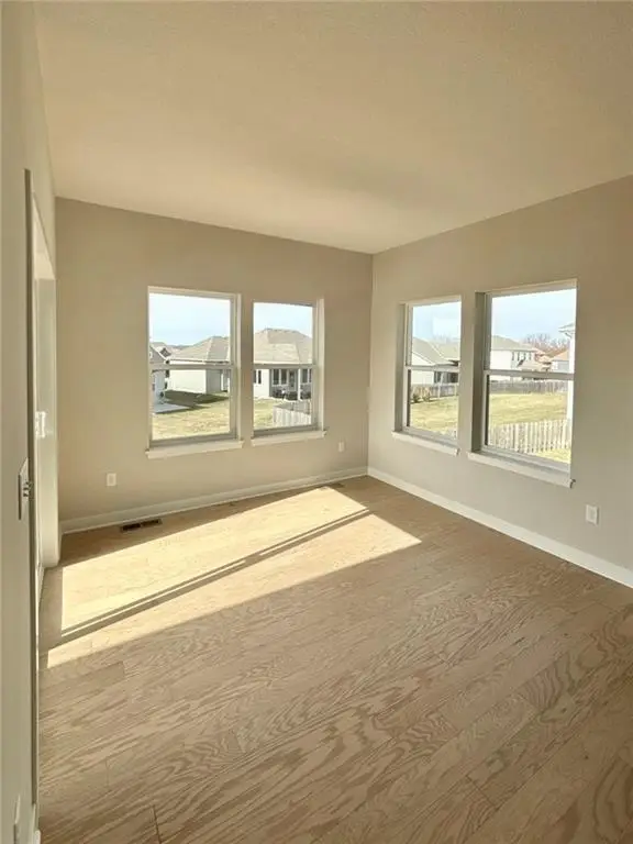 9039 SW 5th Street, Blue Springs, MO 64064 - Image #3