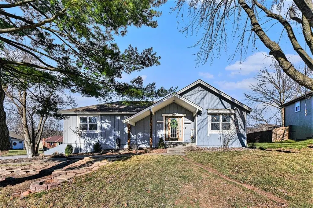 500 Wells Road, Platte City, MO 64079 - #1