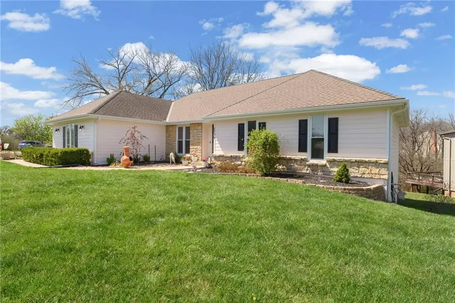 5730 Noland Road, Shawnee, KS 66216 - #3