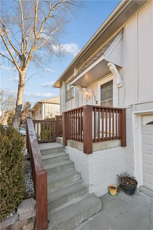 12925 S Brougham Drive, Olathe, KS 66062 - Image #3