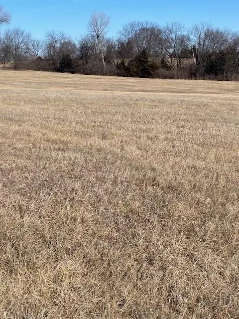 00000 Springdale Road, McLouth, KS 66054