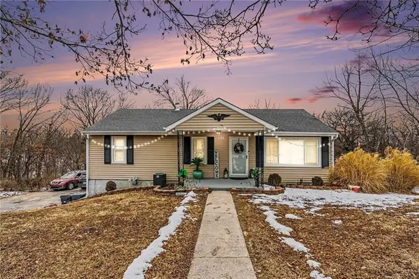 1810 N 94th Street, Kansas City, KS 66112