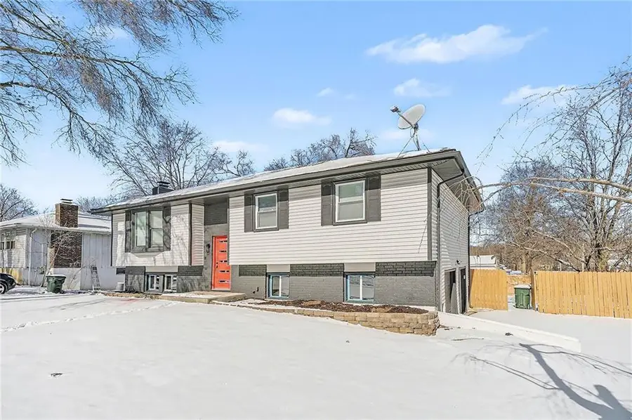 2100 Randolph Street, Leavenworth, KS 66048 - Image #2