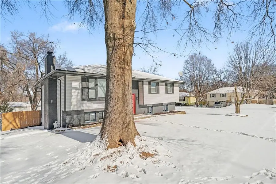 2100 Randolph Street, Leavenworth, KS 66048 - Image #3