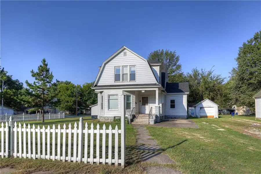 429 S Minnesota Avenue, Columbus, KS 66725 - Image #3