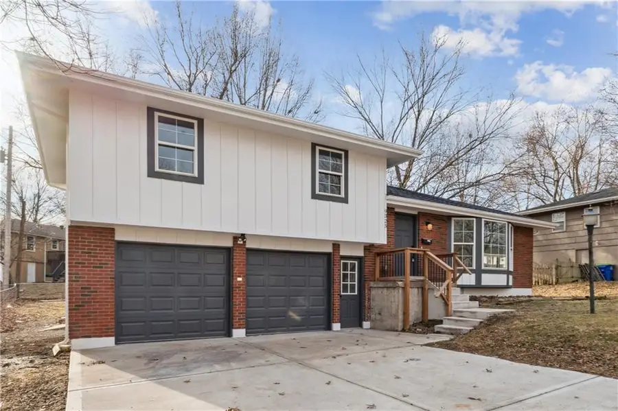 9325 E 85th Street, Kansas City, MO 64138 - #3